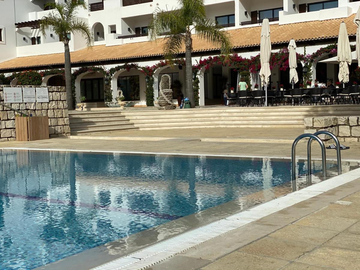 Algarve Luxury Experience - Situated Within The Pinecliffs Resort Albufeira Bagian luar foto